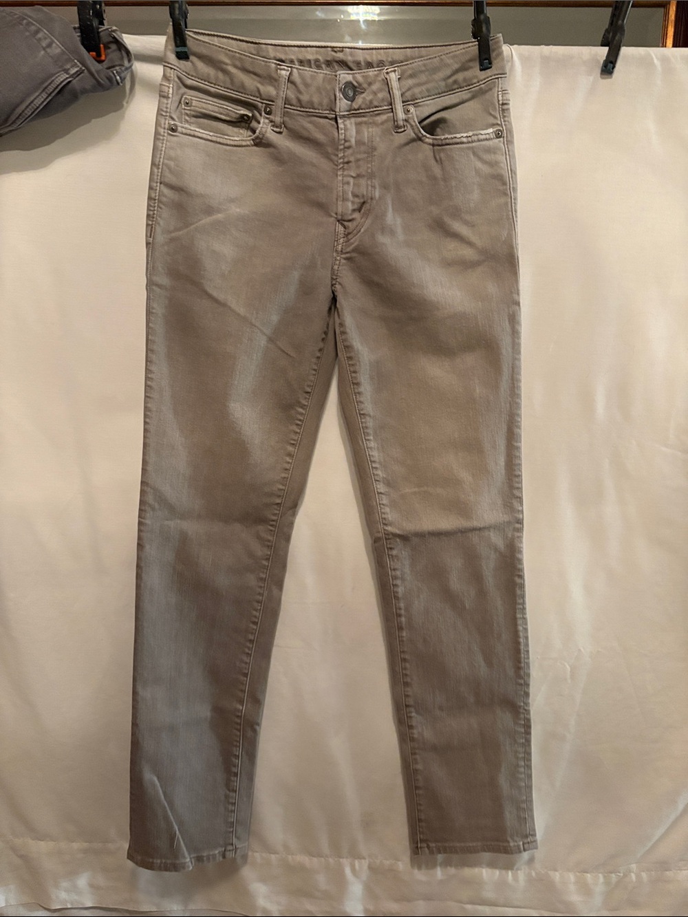 American Eagle Outfitters Slim Jeans in Light Gray 29x32